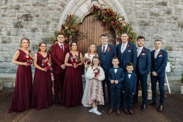 Noreen Loo<em></em>ney and Niall Drumm with their wedding party. Pictures: Tara Do<em></em>noghue Photography